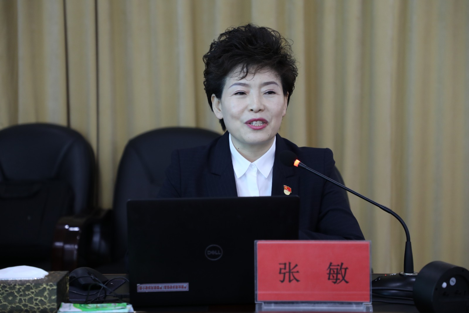 市纪委副书记市监委副主任张敏来我校作廉政教育报告